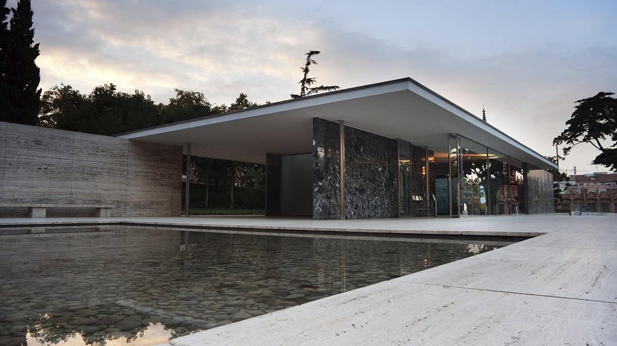 Barcelona Pavilion modernist architecture