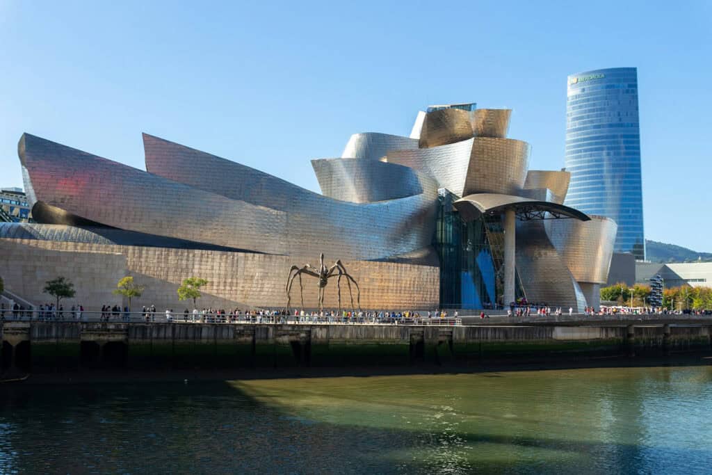 Guggenheim Museum Bilbao Deconstructivism