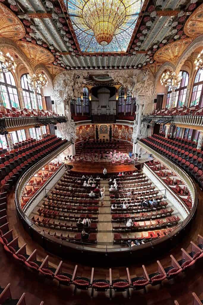 Concert hall interior, Palau de la Música Catalana