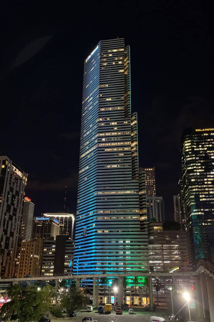 Miami Tower, a modern office skyscraper in Miami