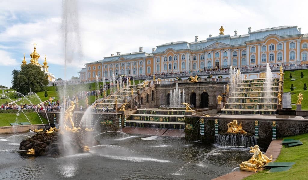 Peterhof Palace exterior Saint Petersburg