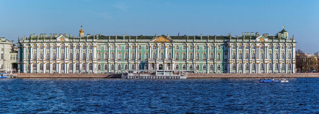 Winter Palace Saint Petersburg exterior