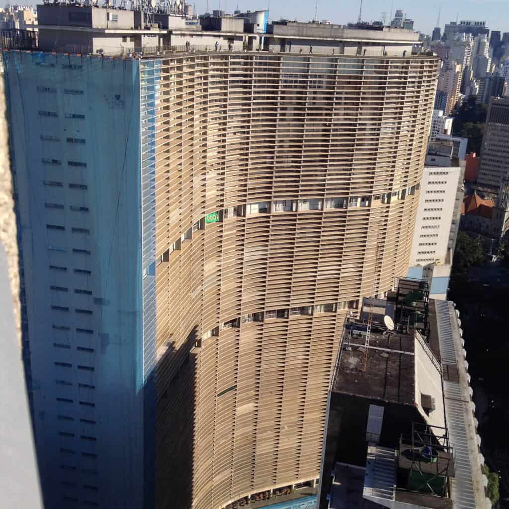 Copan Building in São Paulo, wavy concrete skyscraper