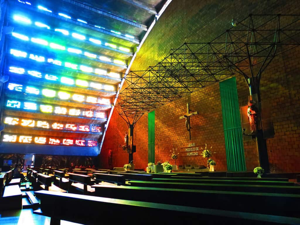 Modern interior of Iglesia El Rosario, San Salvador