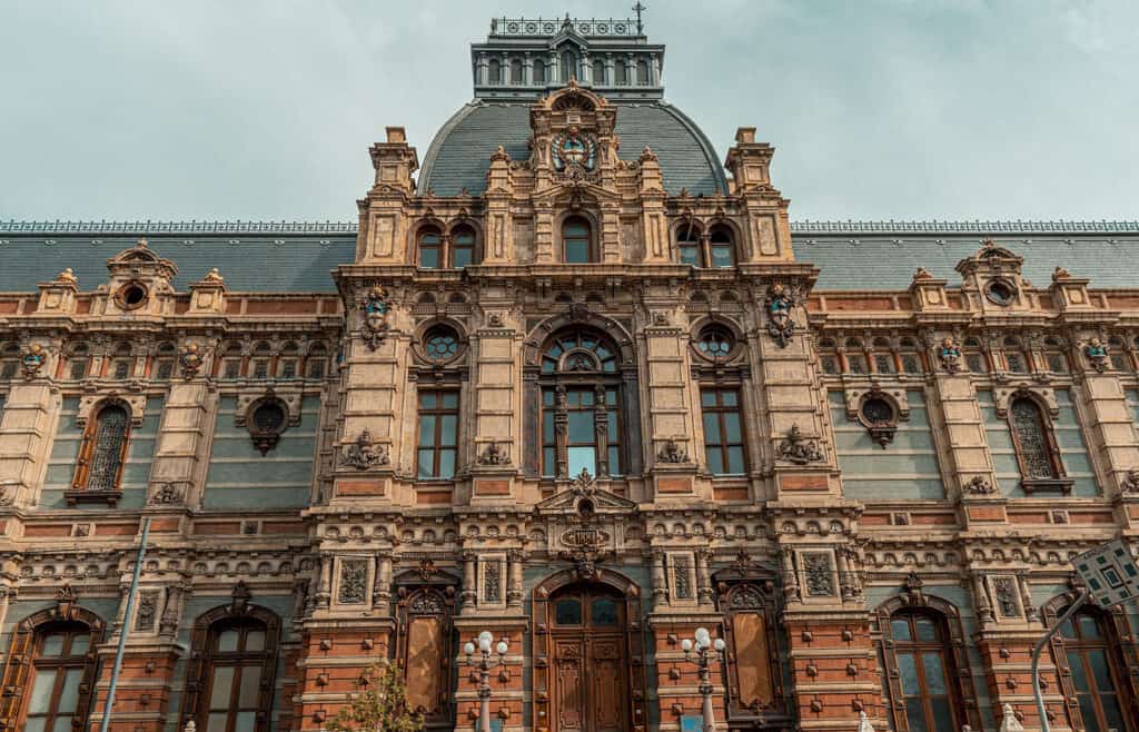 Facade of Palacio de Aguas Corrientes in Beaux-Arts style