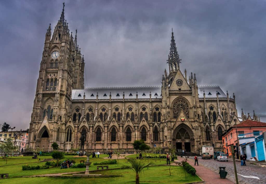 Basilica del Voto Nacional, Neo-Gothic architecture in Quito