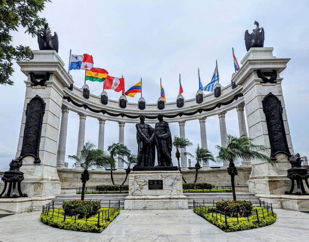 Hemicycle of the Rotunda on Malecón 2000, Guayaquil