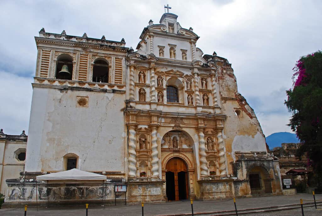 Iglesia de San Francisco, historic church in Antigua, Guatemala