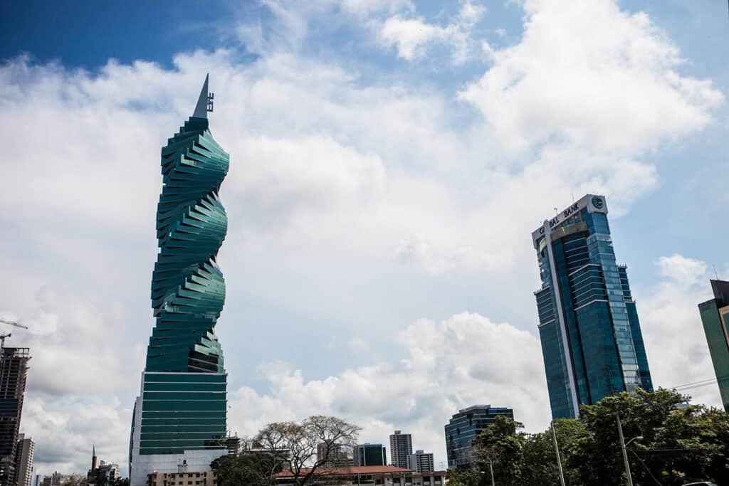 F&F Tower, modern skyscraper in Panama City