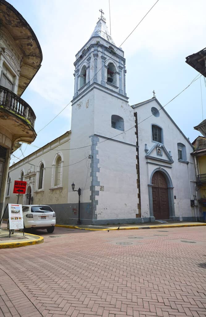 San Jose Church in Panama City, architectural gem