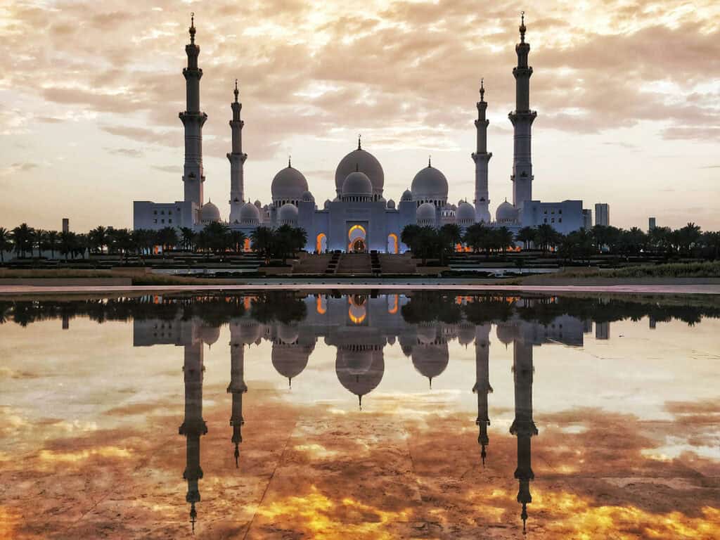 Sheikh Zayed Grand Mosque in Abu Dhabi