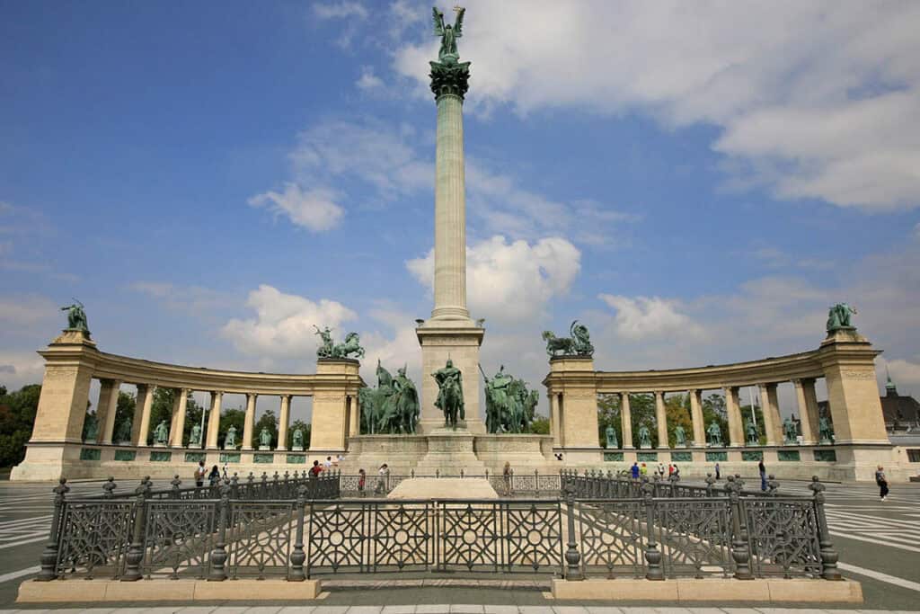 Heroes' Square, Budapest landmark