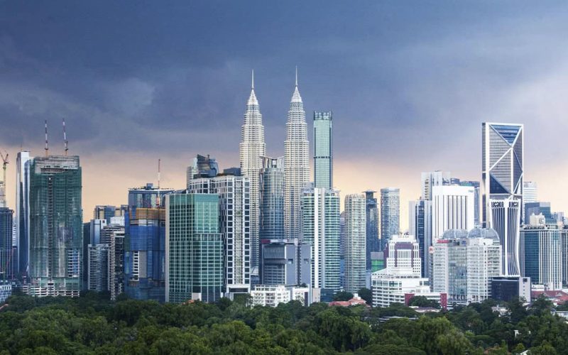 Collage of iconic landmarks in Malaysia.